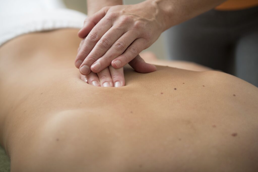 embodied awakening, Roermond, Limburg, ontspanningsmassage, klankschaalmassage, kundalini acitvatie